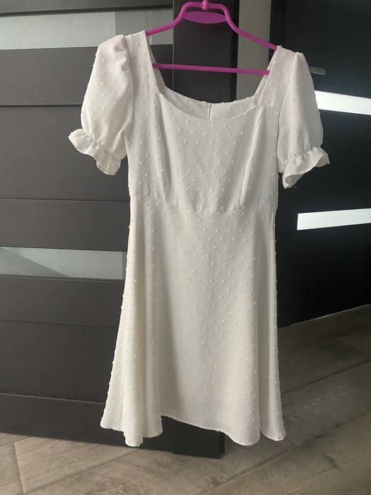 Біле плаття