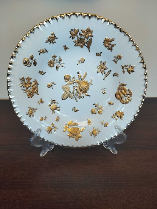 Miśnia duża piękna patera.