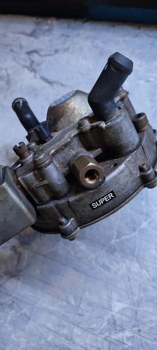 Продам газовый редуктор Tomasetto