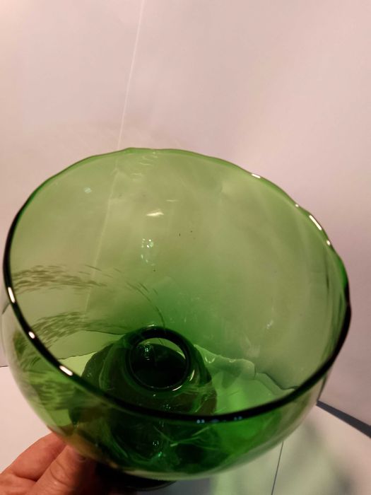 Wazon Kielich zielone szkło ozdobne duży