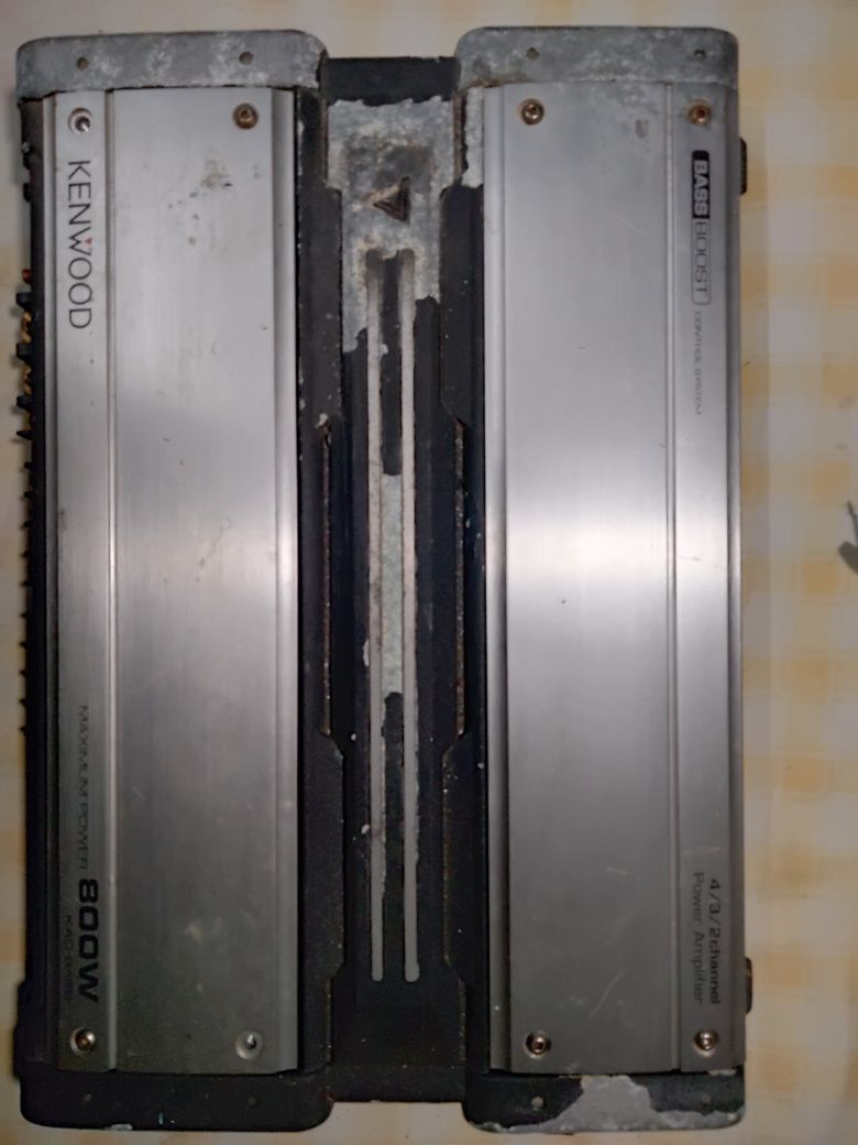 Amplificador auto Kenwood
