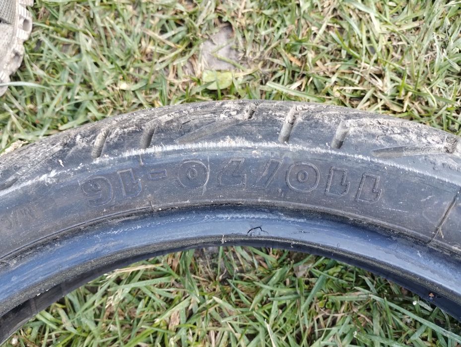 Продам резину для скутера р16.110*70. І передня  80* 80 р16.