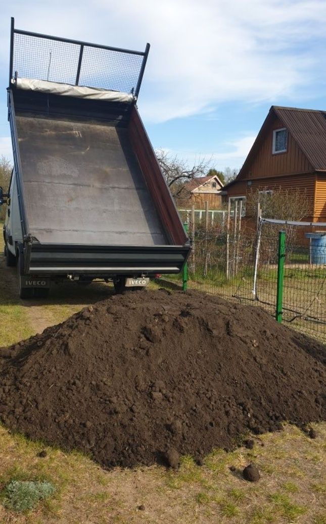 Kamień kruszywa piasek kliniec gryz ziemia czarna