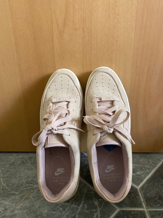 Ténis Nike Air Force 1 Sage Low - rosa claro