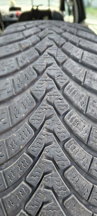 Opona zimowe 185 /65 /55