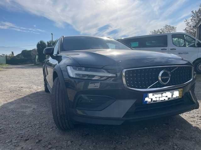 Volvo V60 Cross Coutry