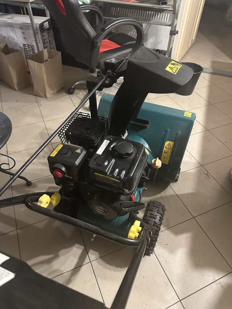 Odśnieżarka spalinowa Castorama