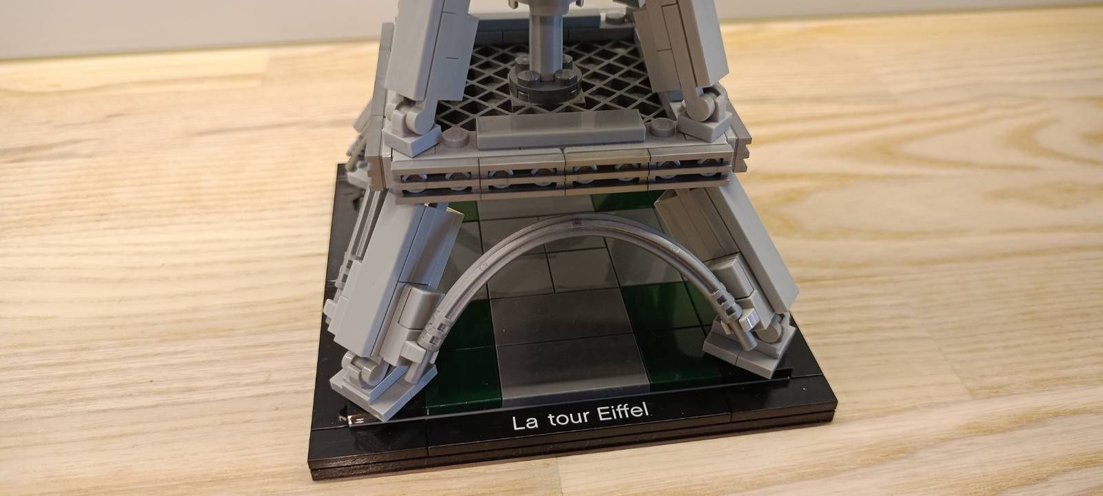 LEGO Architecture 21019 Wieża Eiffla