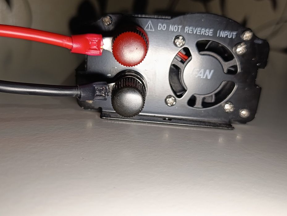 Інвертор GEKO CHNB-X500A-212