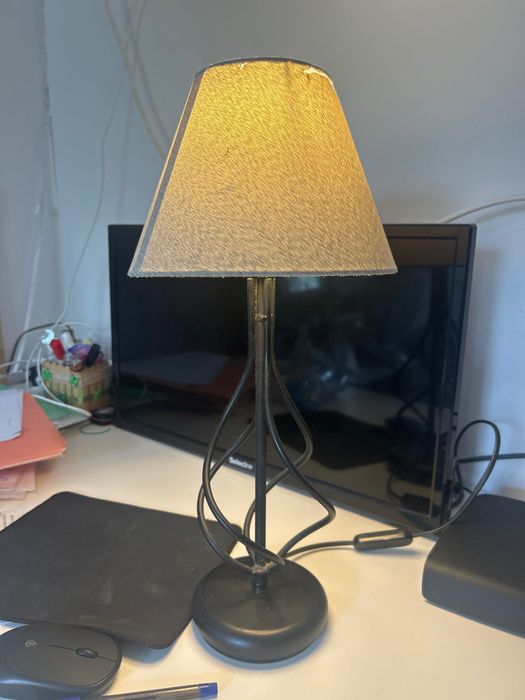 Candeeiro de mesa