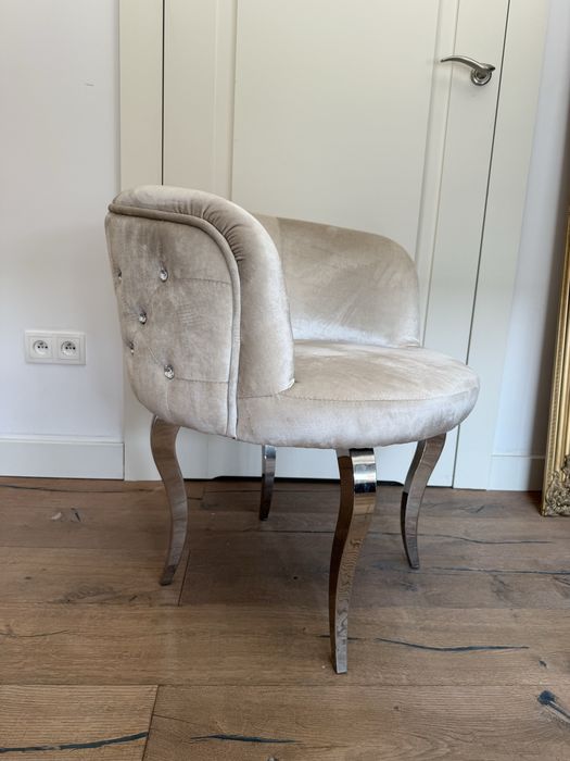 Puf/ fotel z kryształkami