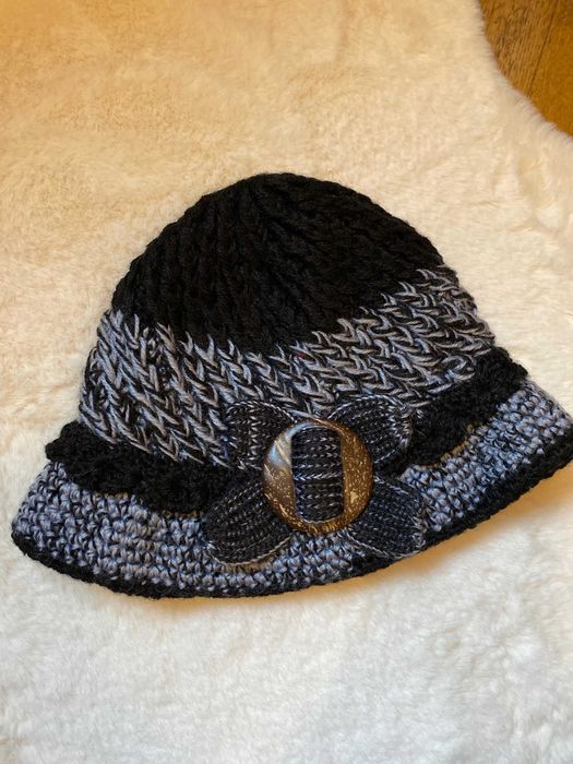 Kapelusz czapka czarna szara szalik czarny szary komplet  na zimę