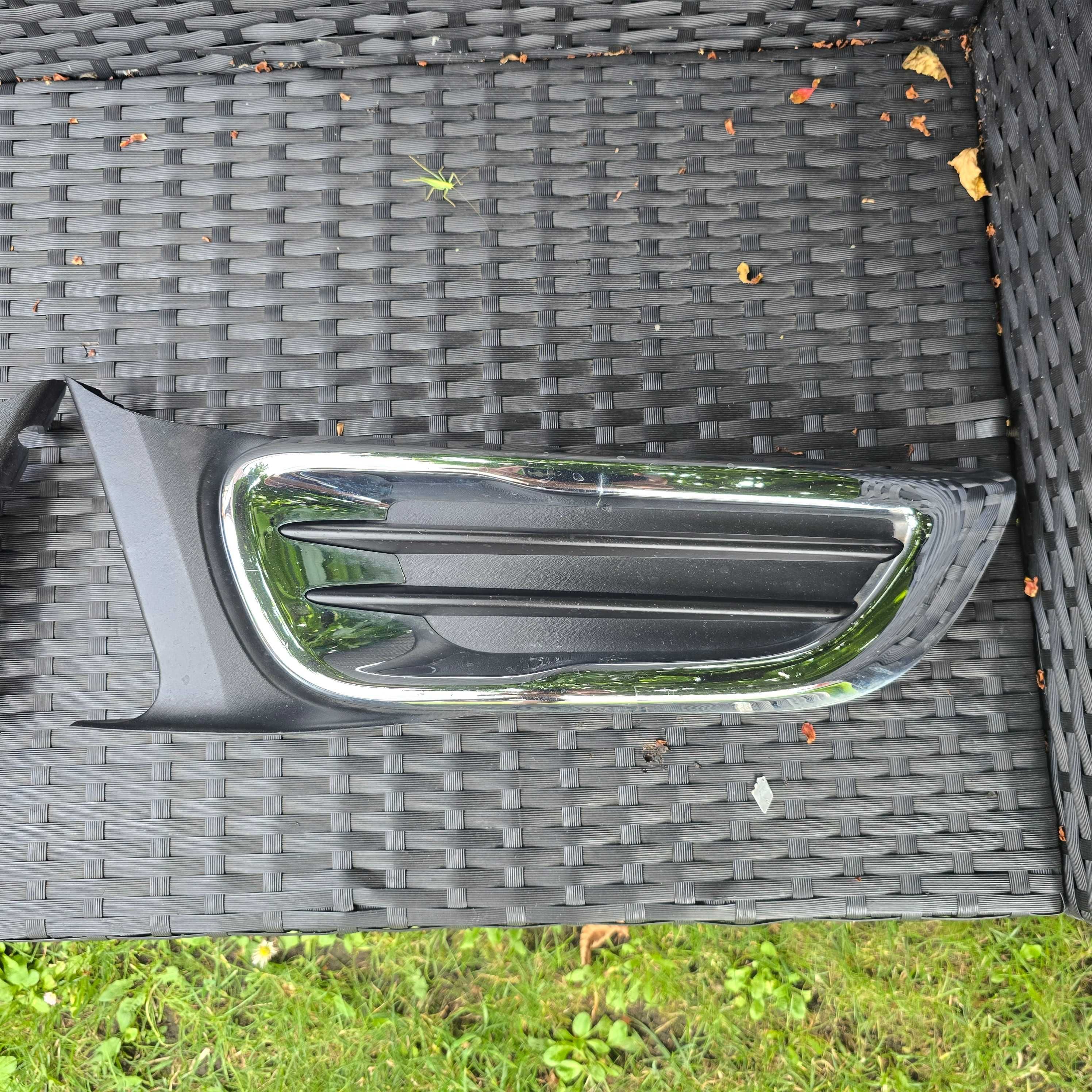 Kratka zderzaka Chrom CITROEN C3 PICASSO zaślepka 2.0.0.8-2.0.1.2