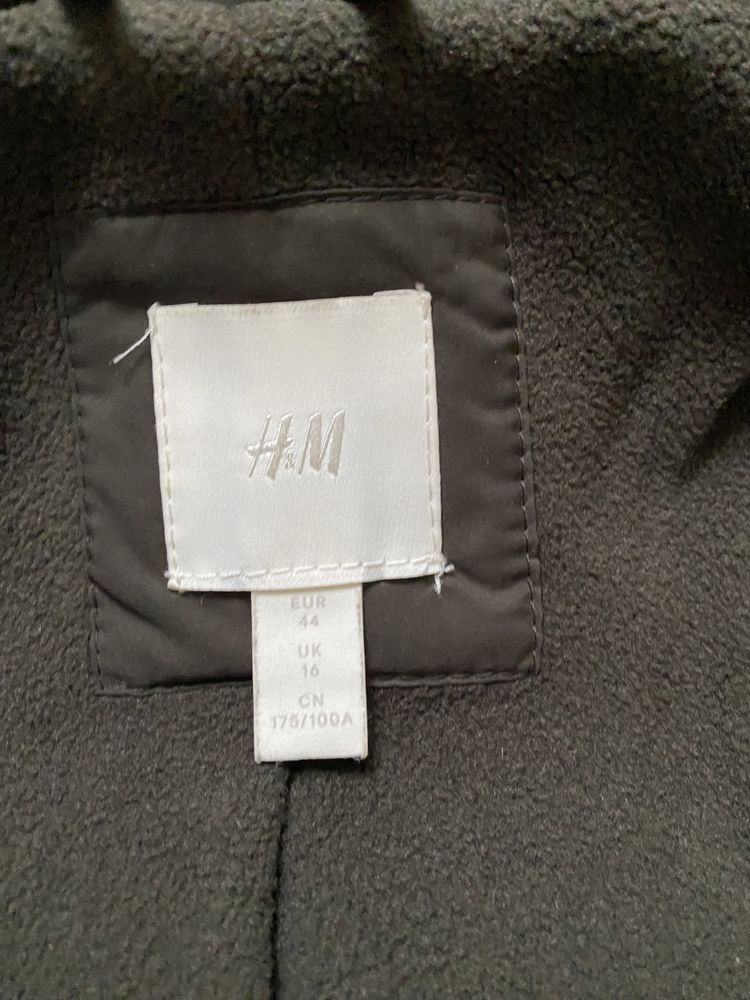 Куртка H&M 44 р