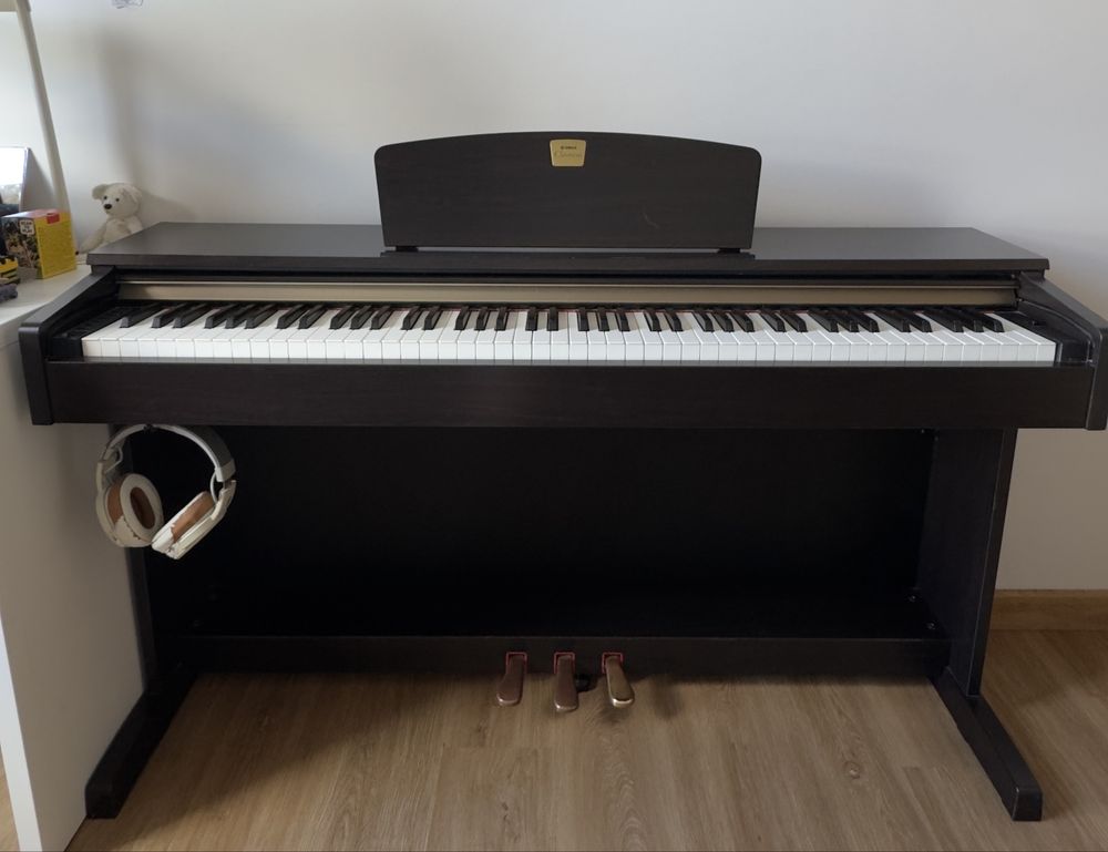 Pianino yamaha clp 320