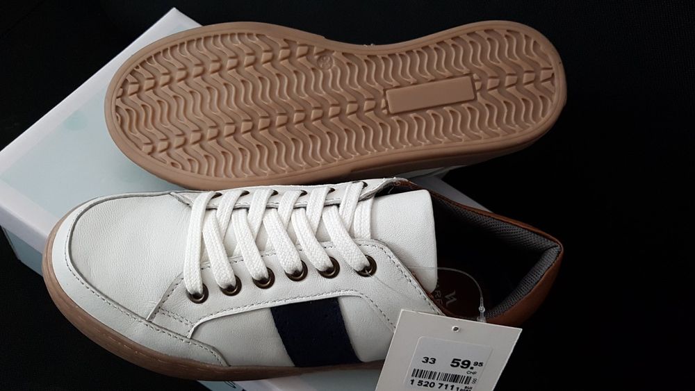 Кроссовки из нат.кожи VARESE 33,34р,оригинал.