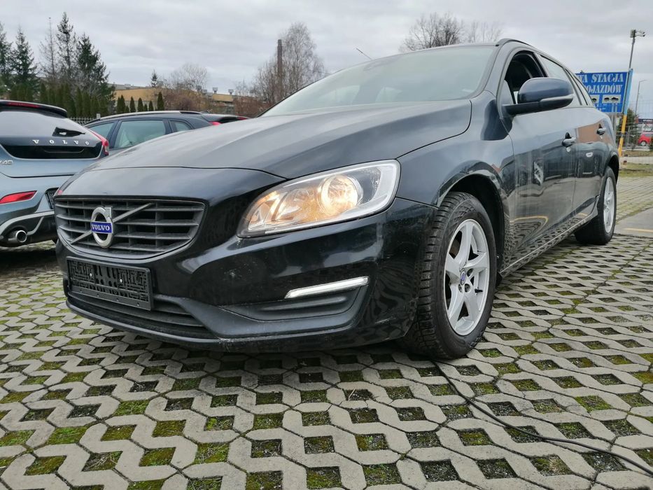 Volvo V60 2,0 T3 152 KM, gwarancja, ZAPROPONUJ CENĘ I NEGOCJUJ !!!