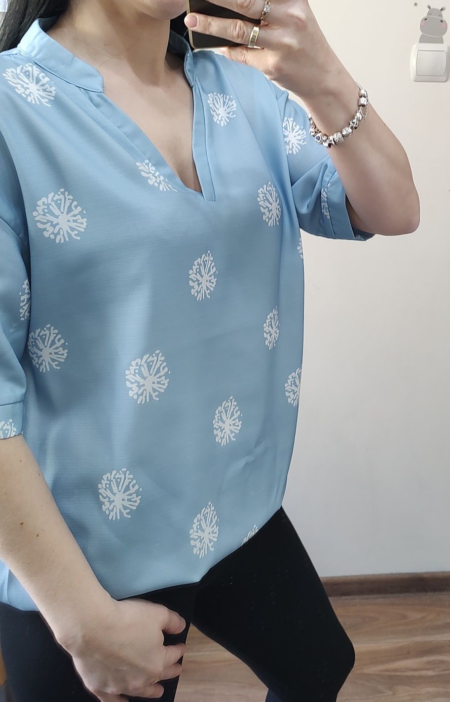 Bluzka damska z krótkim rękawem, rozmiar L, jasnoniebieska w dmuchawce