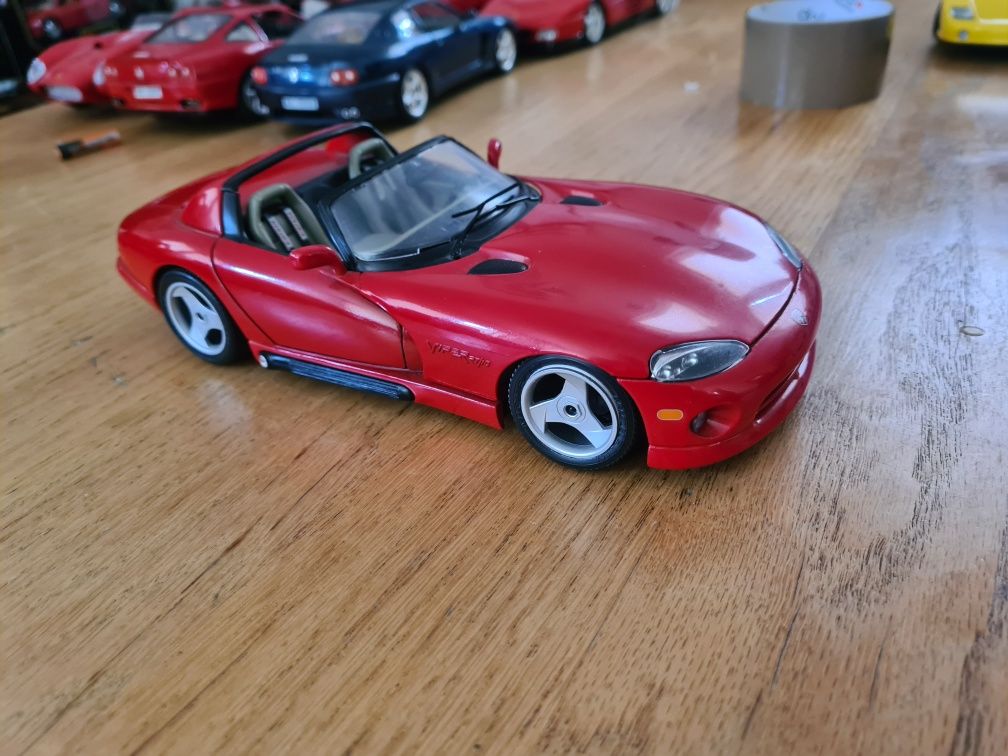 Viper RT10 Dodge Bburago 1:18