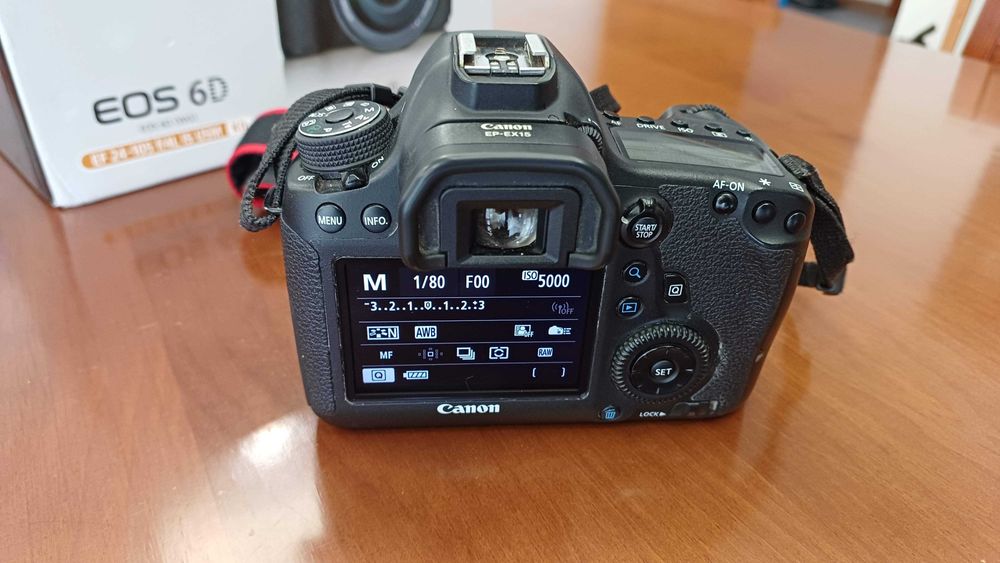 Canon 6D FullFrame + Extras