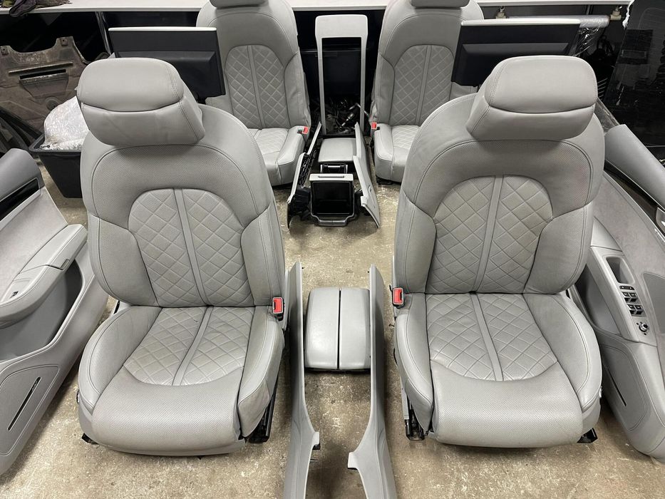 Комплектний салон сидіння з картами AUDI A8 4H0 2010-2018