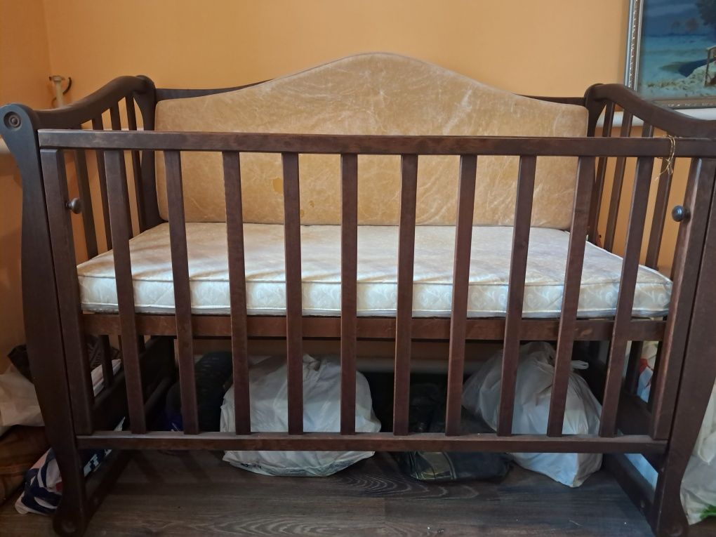 Продам детскую кровать