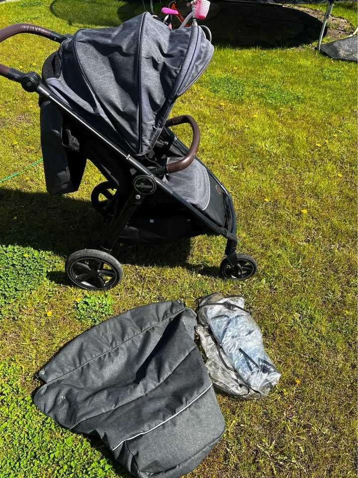 Wózek spacerowy Baby Design, pompowane koła