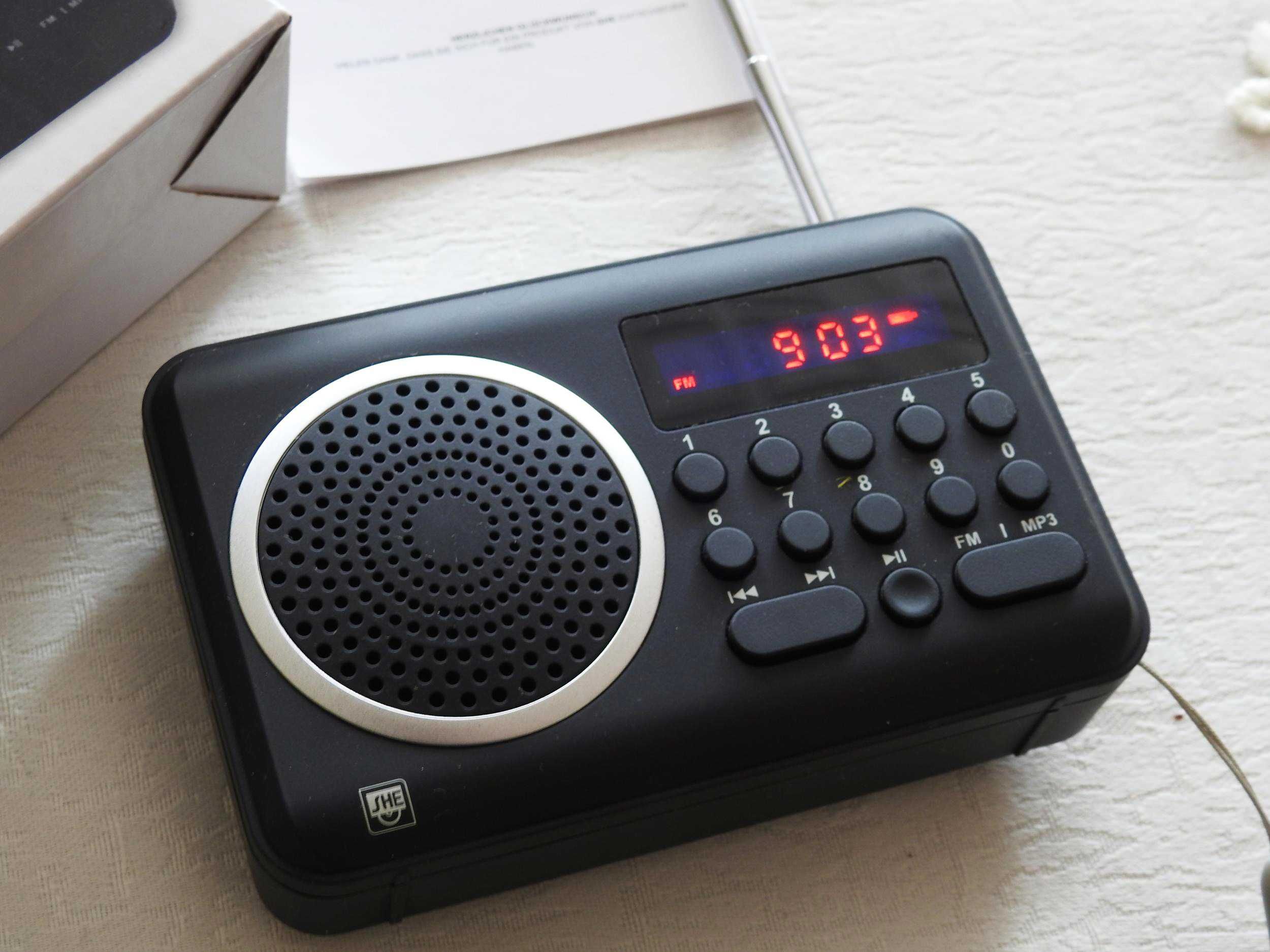 Przenośne radio kieszonkowe pocketradio FM + USB MP3 MicroSD