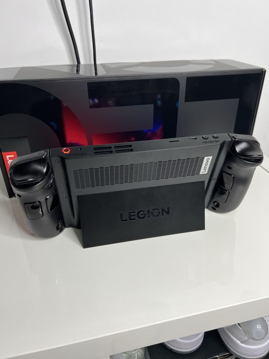 Lenovo Legion Go 16GB / 512GB – Como Novo, com Garantia