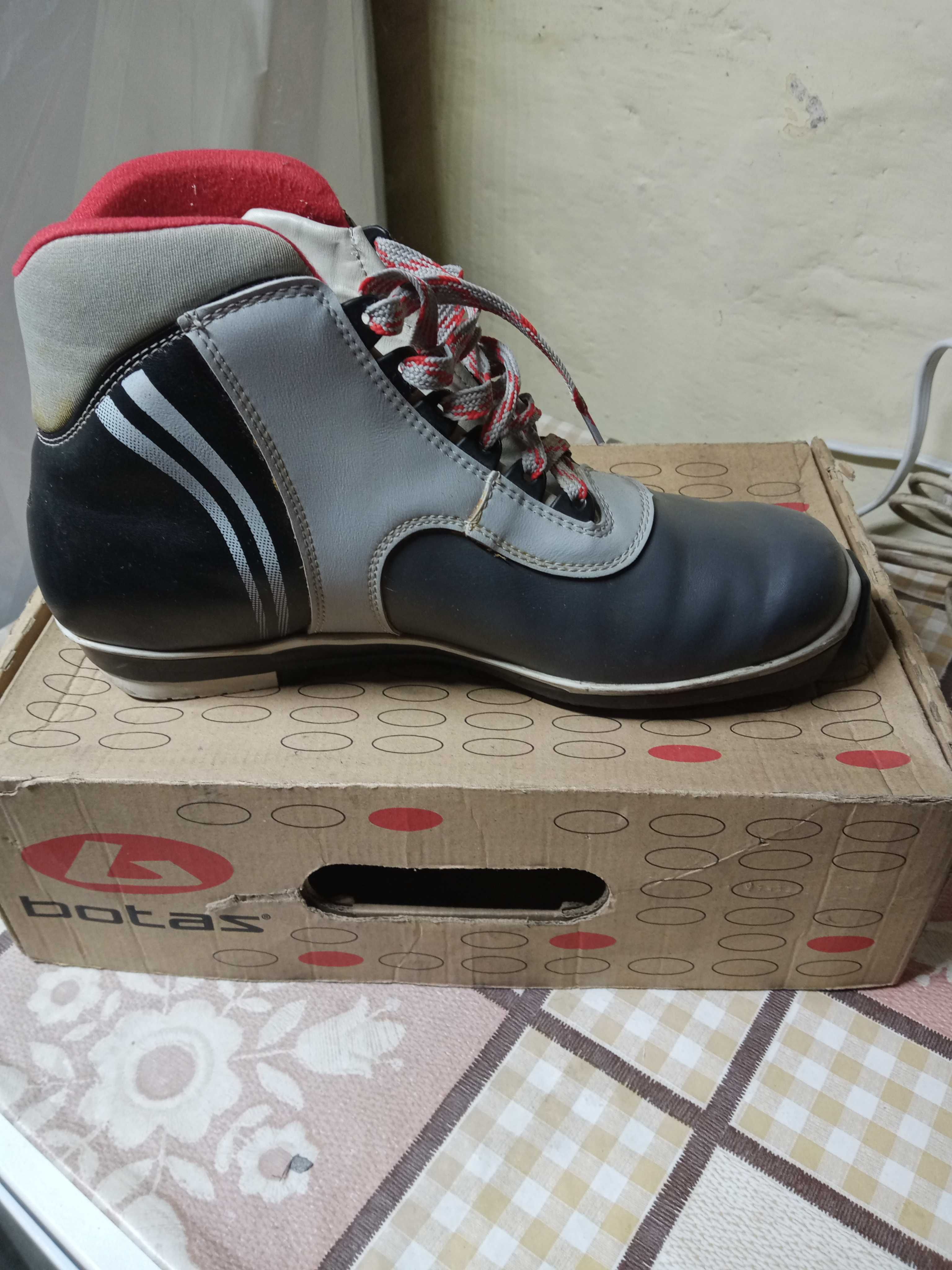 Narty biegowe BLIZZARD V15 łuska dł. 215 cm SNS Profil