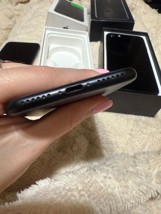 iPhone 7 128gb ! Jet black !Все работает