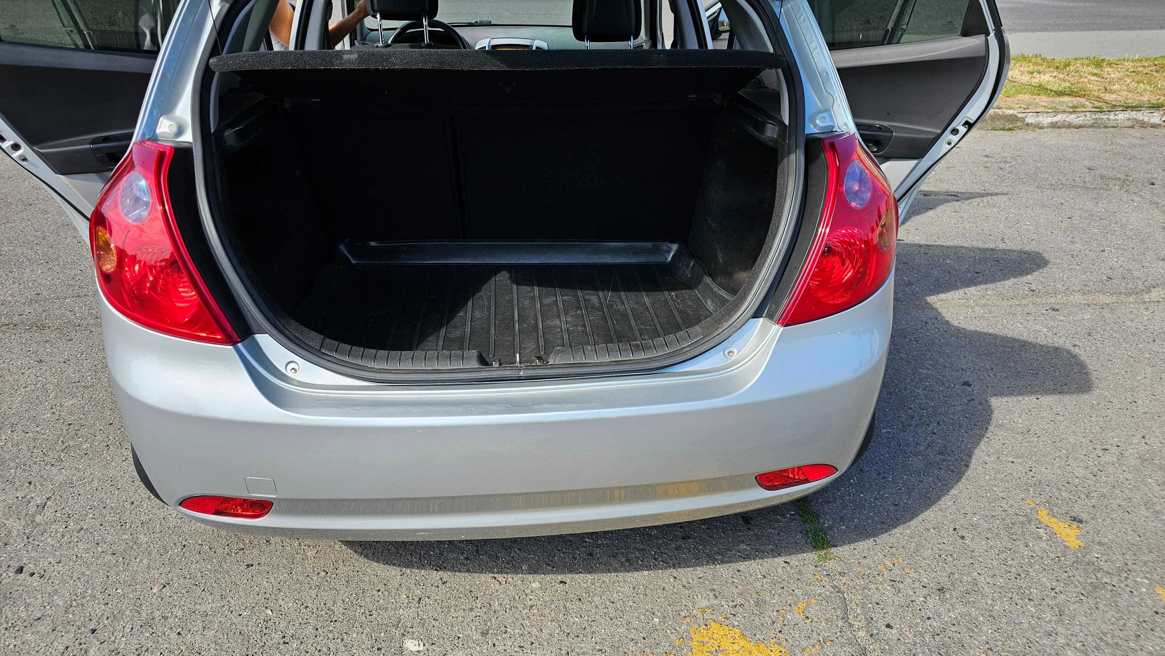 KIA CEED 2007 2.0  МКПП газ/бензин