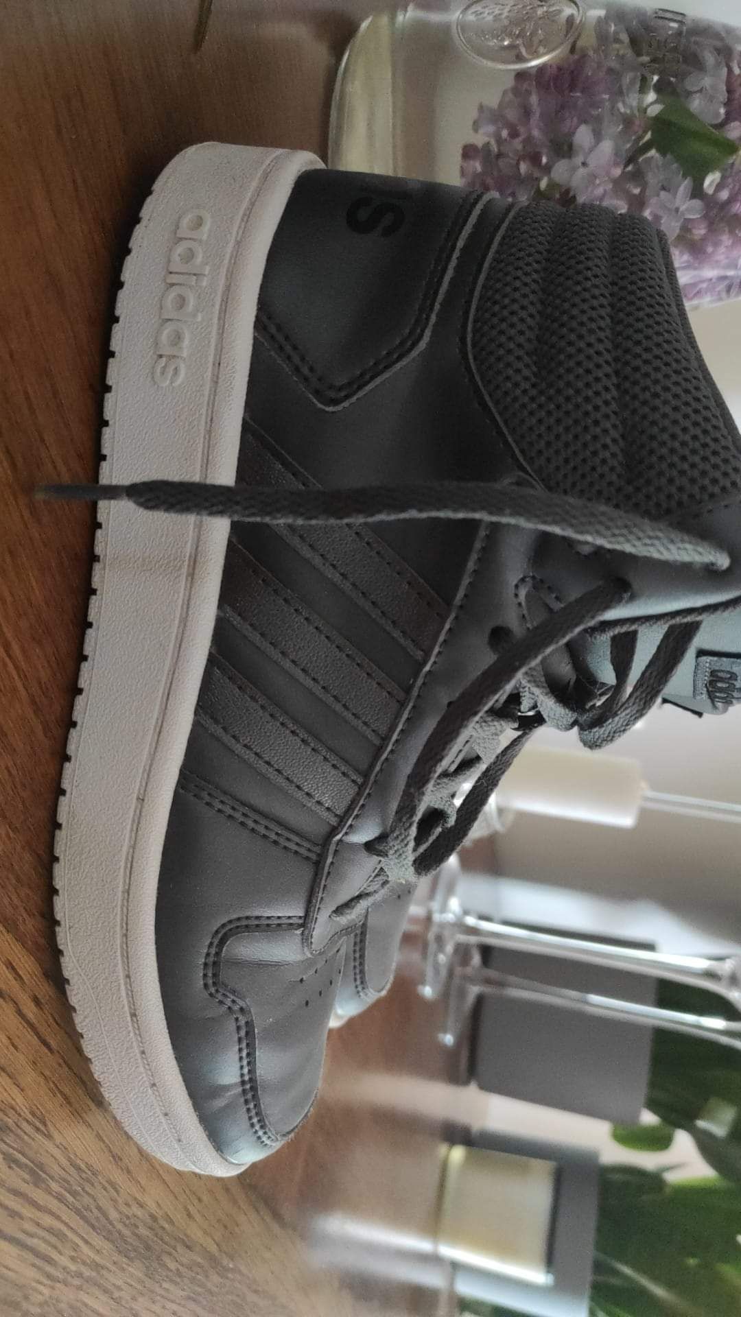 Adidas buty sportowe r.36,5 szare, metaliczne