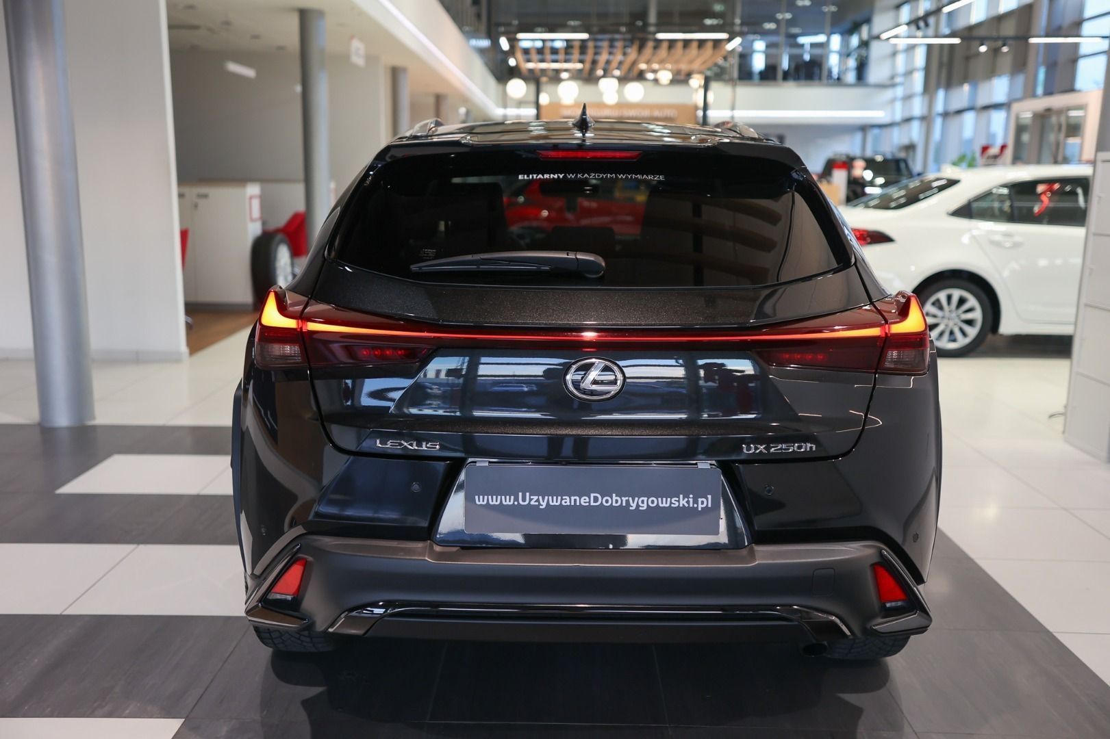 Lexus UX 250h GPF F Sport Design 2WD