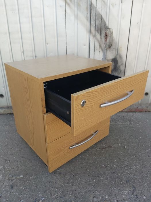 Kontenerek pod biurko