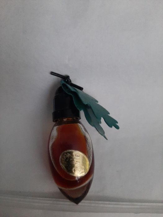 Buteleczka perfum z PRL-u