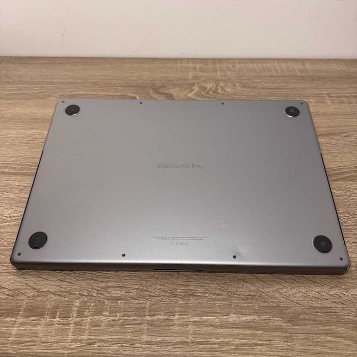 Macbook Pro 16" 2021 M1 Pro / 16Gb DDR5 / SSD 512Gb акб:86% (M0930)