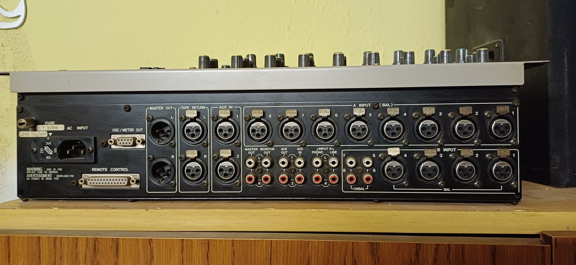 JVC ML3000 audio mixer plus sterownik.