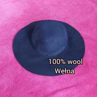 Granatowy wełniany filcowy kapelusz Parfois rozmiar U 56 cm