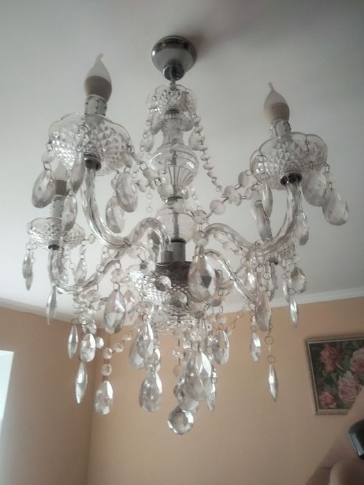 Люстра бу у гарному стані