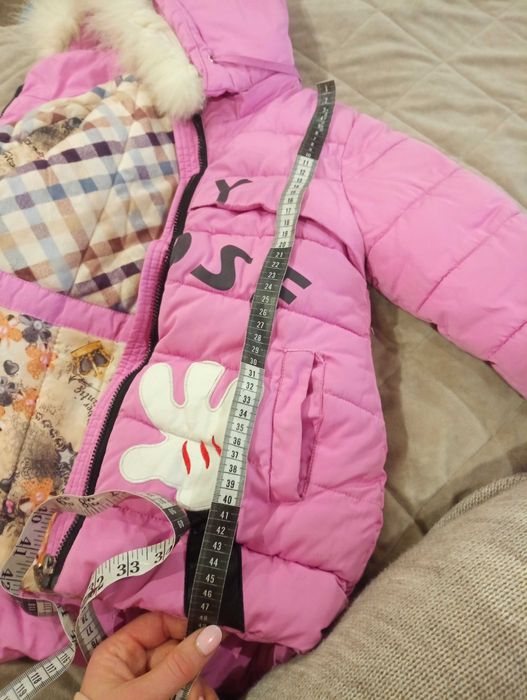Куртка на дівчинку 110