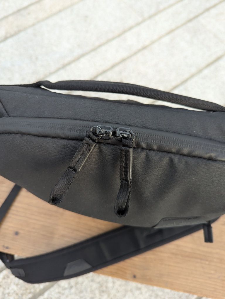 Peak Design Everyday Sling 6L