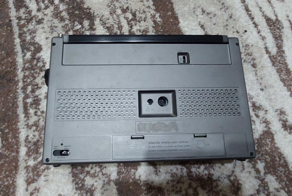 Radio ITT magnetofon RC 2500