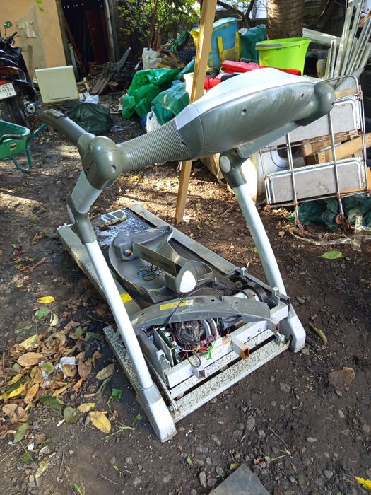 Продам бігову доріжку.