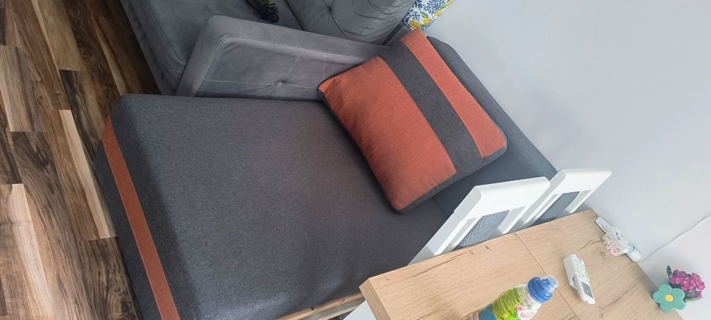 Fotel sofa kanapa mlodzieżowa z funkcją spania pojemnik na pościel