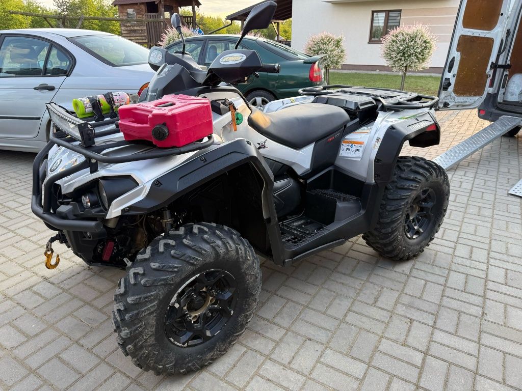 Quad Can-Am max Outlander 570 poj 650 i mapą z 800R Outlander XT 4x4