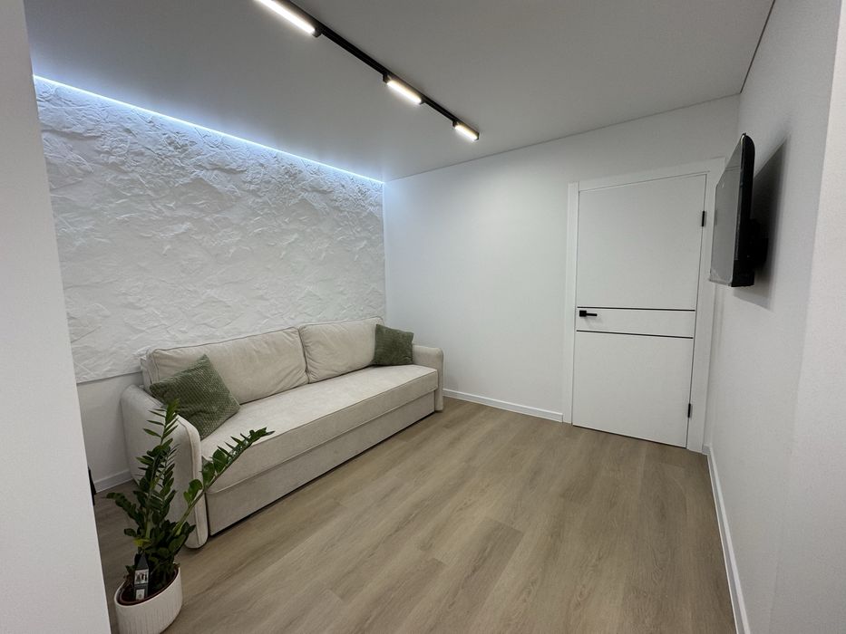 Продам шикарну велику 1,5 кімнатну квартиру із інд.газовим оп, балкон