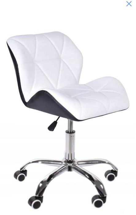 Крісло на колесах біле + чорне Bonro B-531