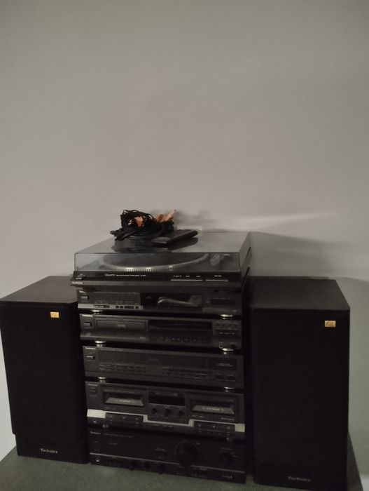 Aparelhagem Technies em bom estado