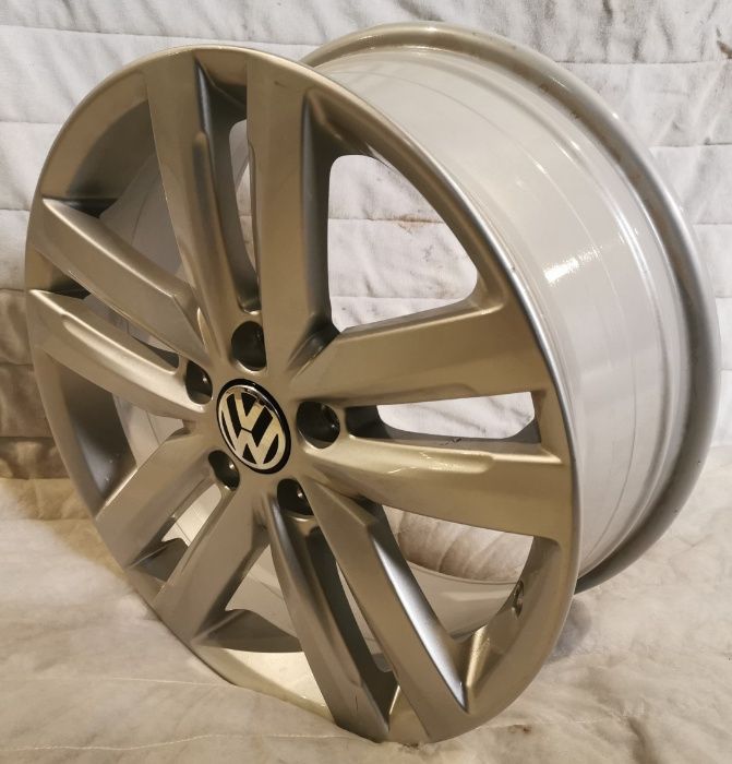 4x alufelgi 7Jx17 VW Audi oryginalne ET54 5x112 nowe